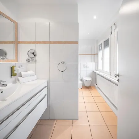 Lägenhetshotell Living-world 3*